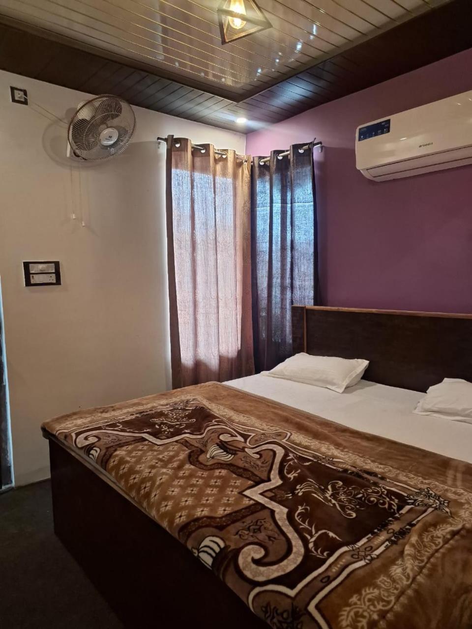 Privyrooms Gorakhpur Exterior photo